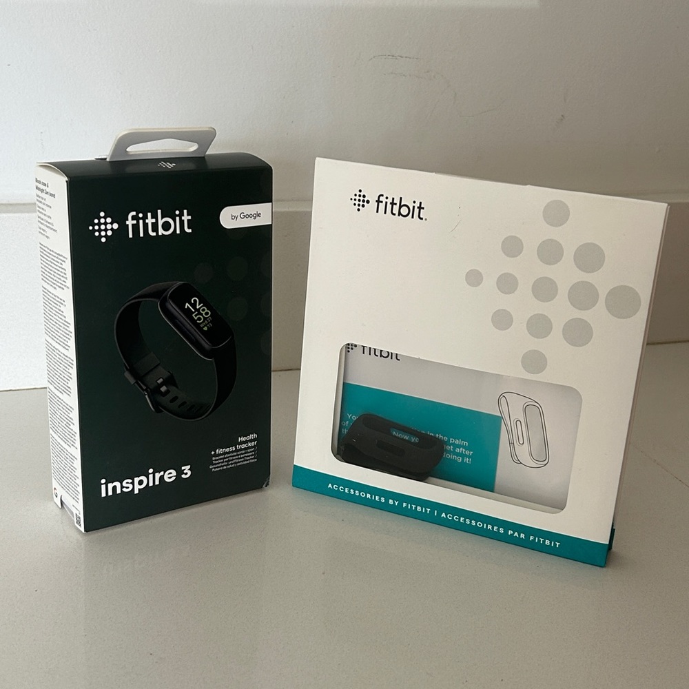 NEW Fitbit Inspire 3 WITH Additional Clip Accessory